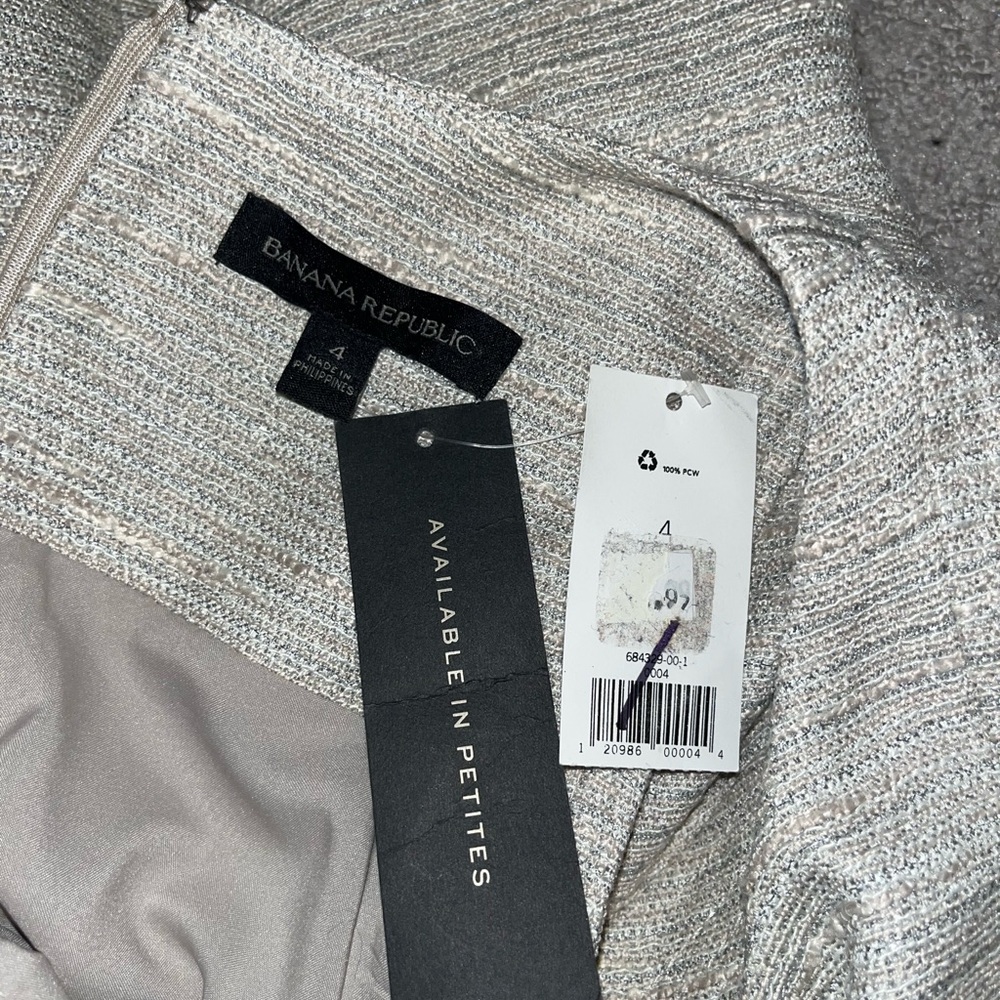 Banana Republic Peplum Top - Picture 4 of 4